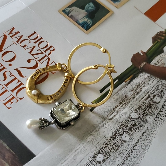 Alexander McQueen Jewelry - Alexander McQueen Earrings